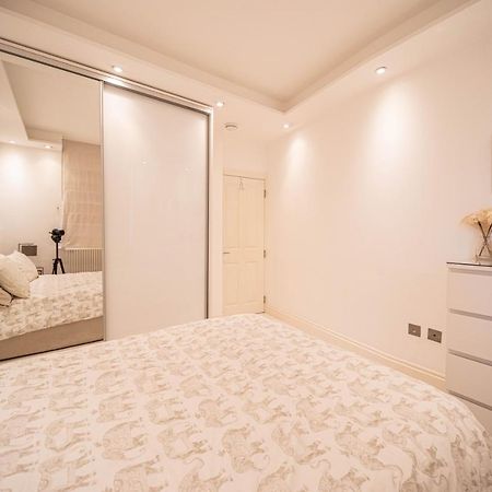 דירות לונדון Gorgeous Light Contemporary Apt In Notting Hill מראה חיצוני תמונה